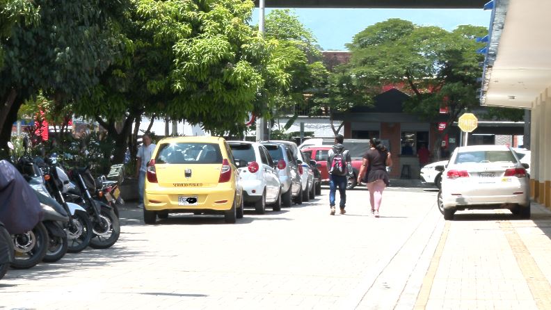 Así fue el debate de control para analizar problemática del mal parqueo en Medellín
