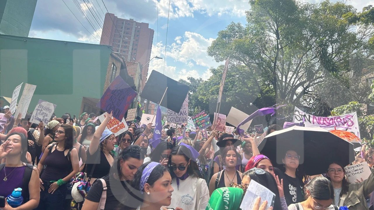 Con una movilización en Medellín se celebra el Día de la Mujer: un llamado a la igualdad y el respeto