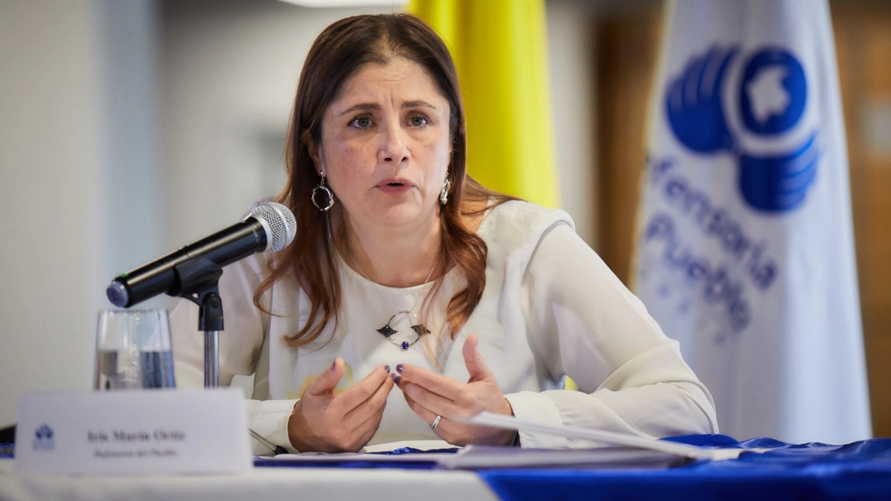 ¡Medidas inmediatas! Defensoría del Pueblo alerta sobre crisis del sistema de salud en Colombia
