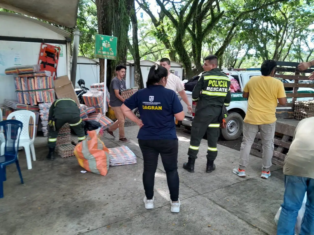 Más de 1.000 familias reciben apoyo de la Gobernación tras fuertes lluvias en Antioquia