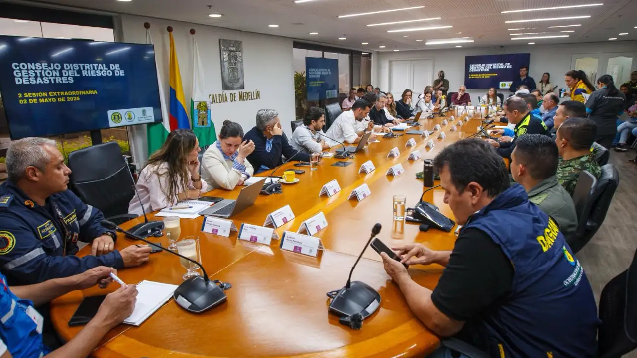 Alcaldía de Medellín lidera acciones para apoyar a más de 1.700 personas afectadas por las lluvias