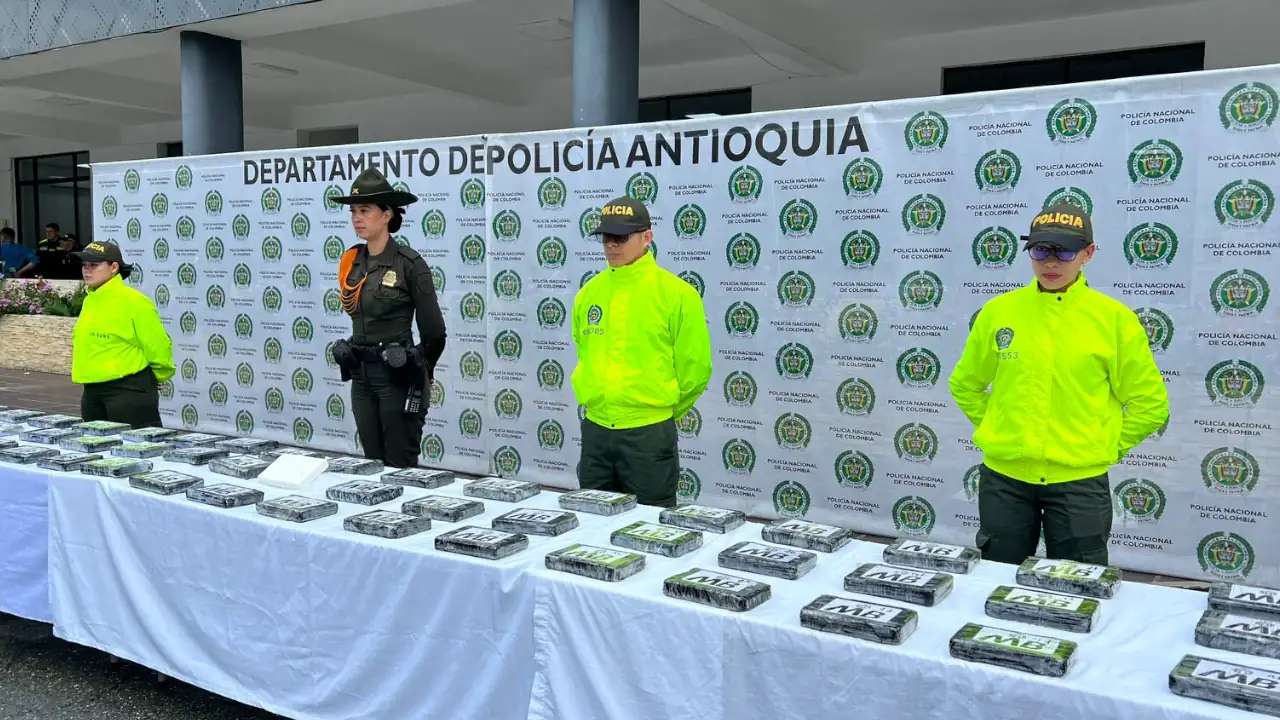 Antinarcóticos localizó cargamento de clorhidrato de cocaína durante la inspección de un carro en el Oriente antioqueño