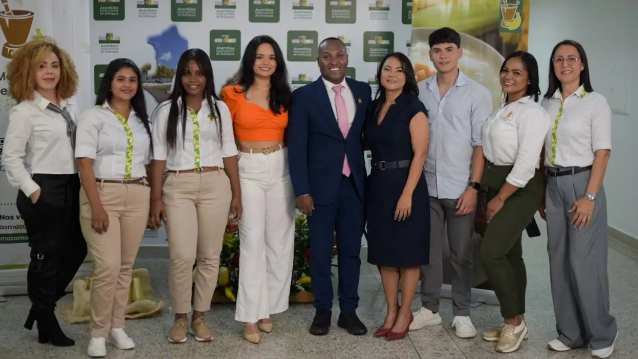 Asamblea departamental entrega condecoración a empresa de Urabá con más de 30 años de historia