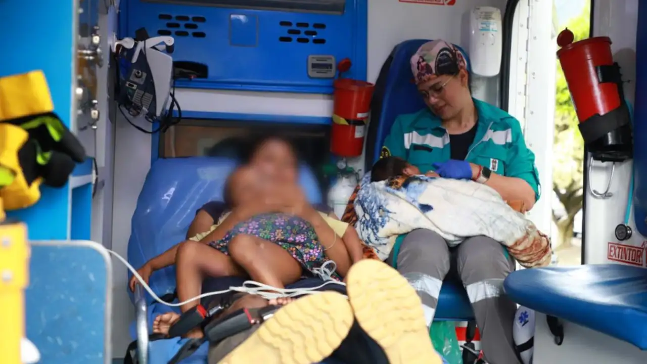 Niño indígena de dos años con quemaduras fue evacuado en helicóptero desde Urrao a Medellín