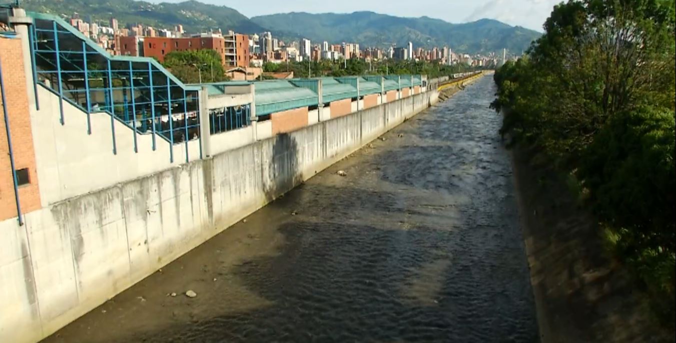 Iniciarán 10 obras para mitigar puntos críticos del río Medellín