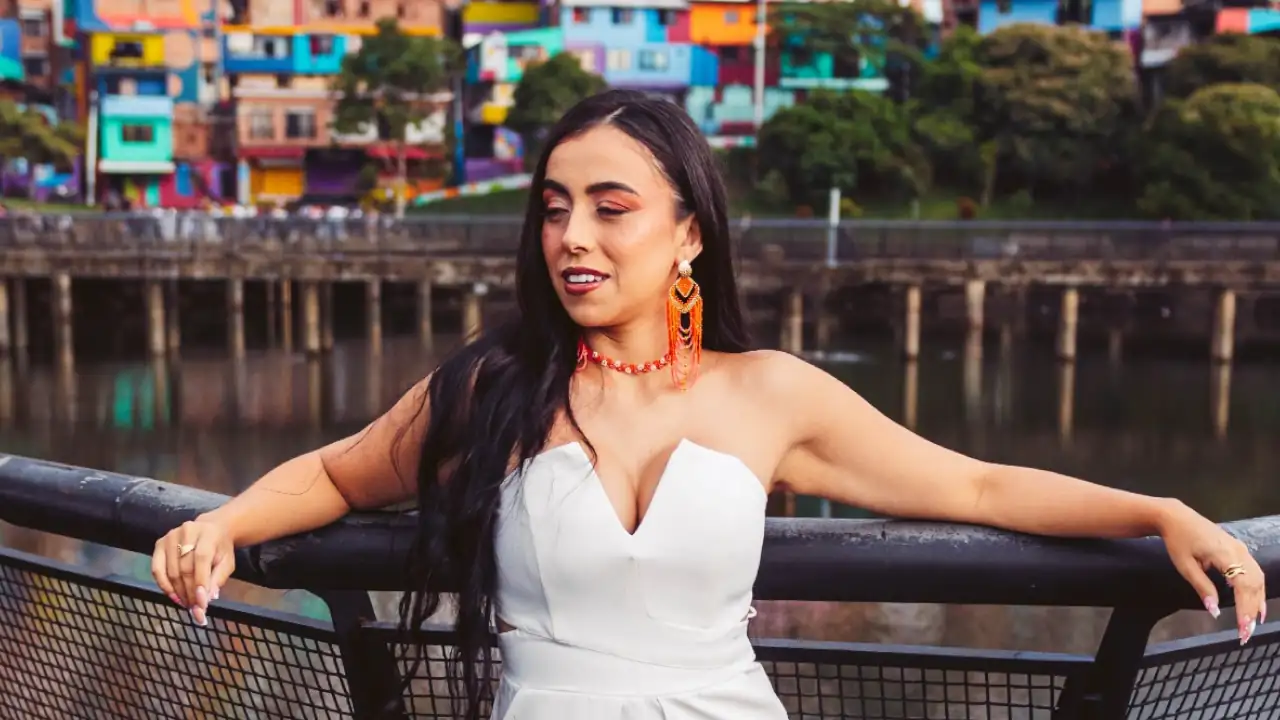 Artistas emergentes de Medellín Music Lab llegan a los escenarios principales de la Feria de las Flores 2025