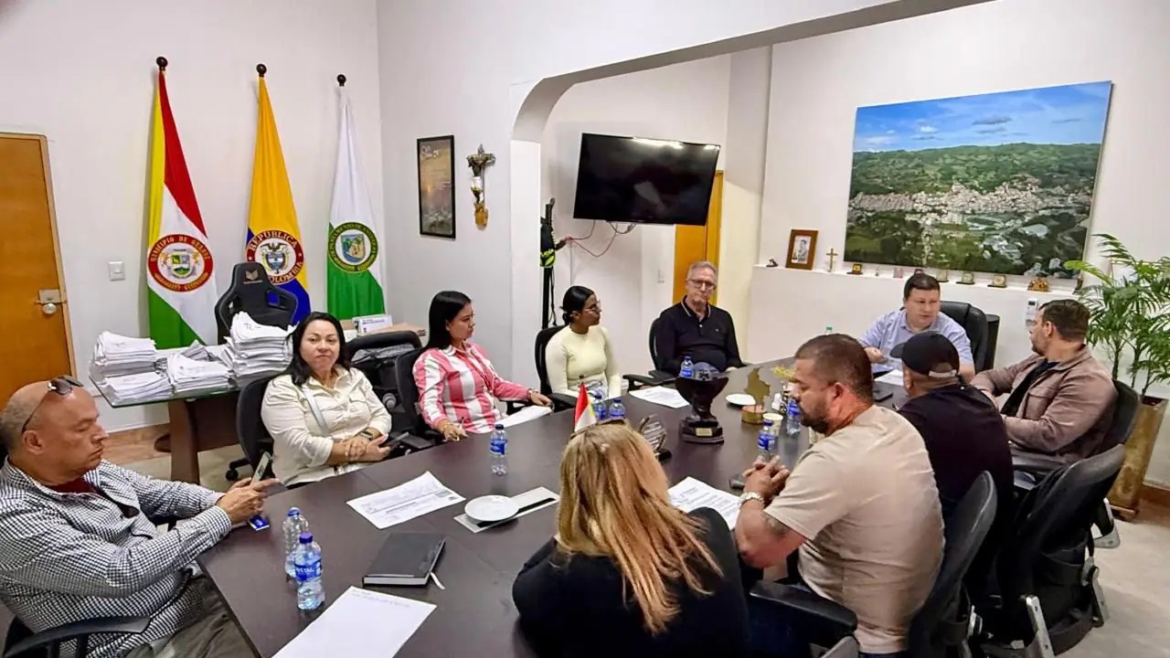 Acuerdo en Guarne permitirá mejoras de seguridad en la vía al aeropuerto José María Córdova