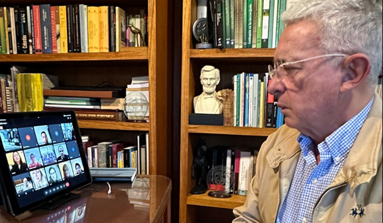 alvaro uribe regrsa al senado lista cerrada