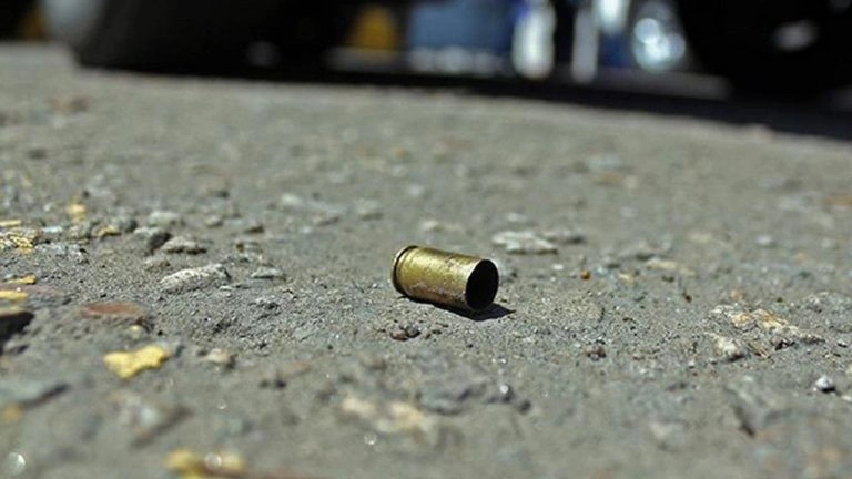 ¡Lo atraparon por el buzo! Habría matado a tiros a un hombre en Blanquizal y la Policía lo capturó por sospechoso