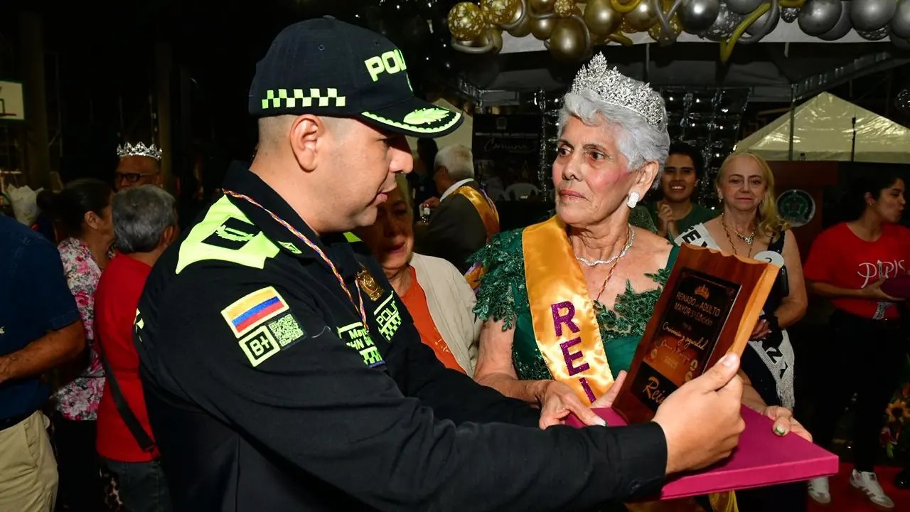 Fotos: En Manrique se celebró el quinto Reinado del Adulto Mayor