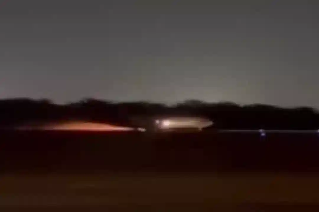 Caos aéreo en Barranquilla: avión de carga obstaculiza la pista y deja varados a cientos de viajeros