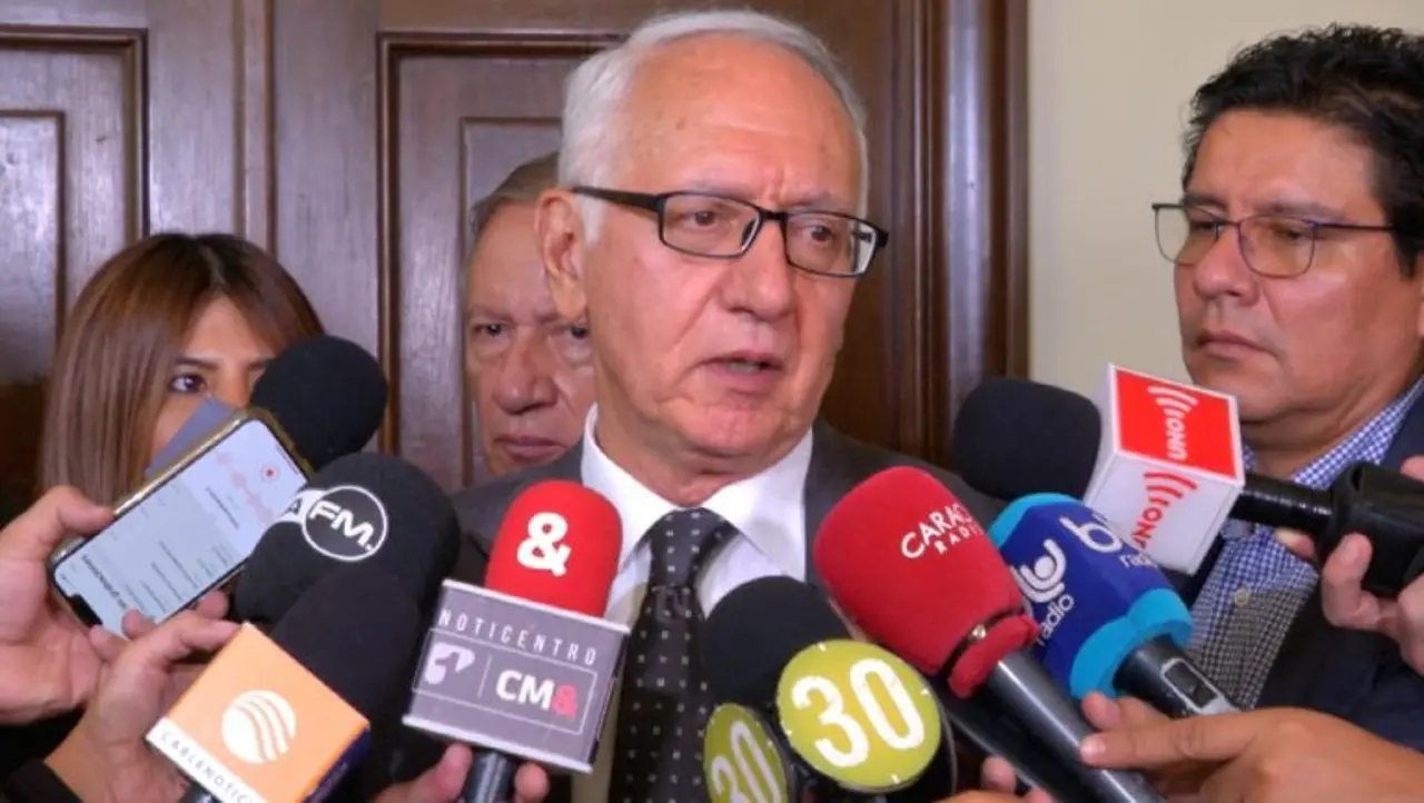 Guillermo Alfonso Jaramillo, ministro de Salud