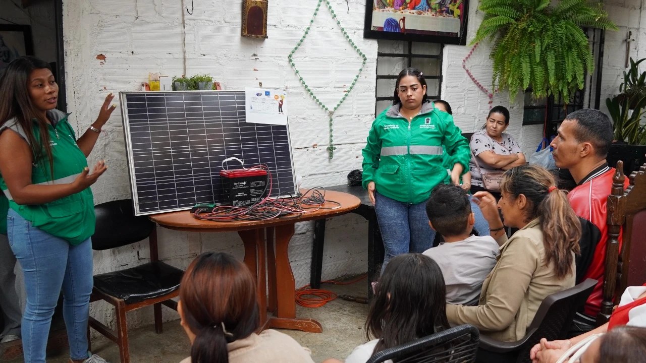 Medellín invierte .193 millones para fortalecer los Hogares Sostenibles en siete territorios