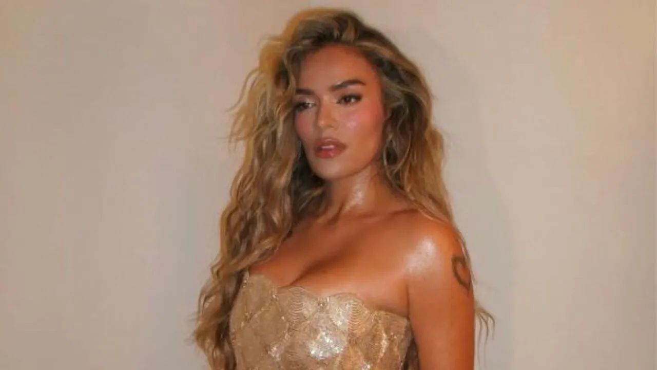 ¿Cerrando ciclos o abriendo nueva era musical? Karol G estrena 'look' y enciende las especulaciones en redes sociales
