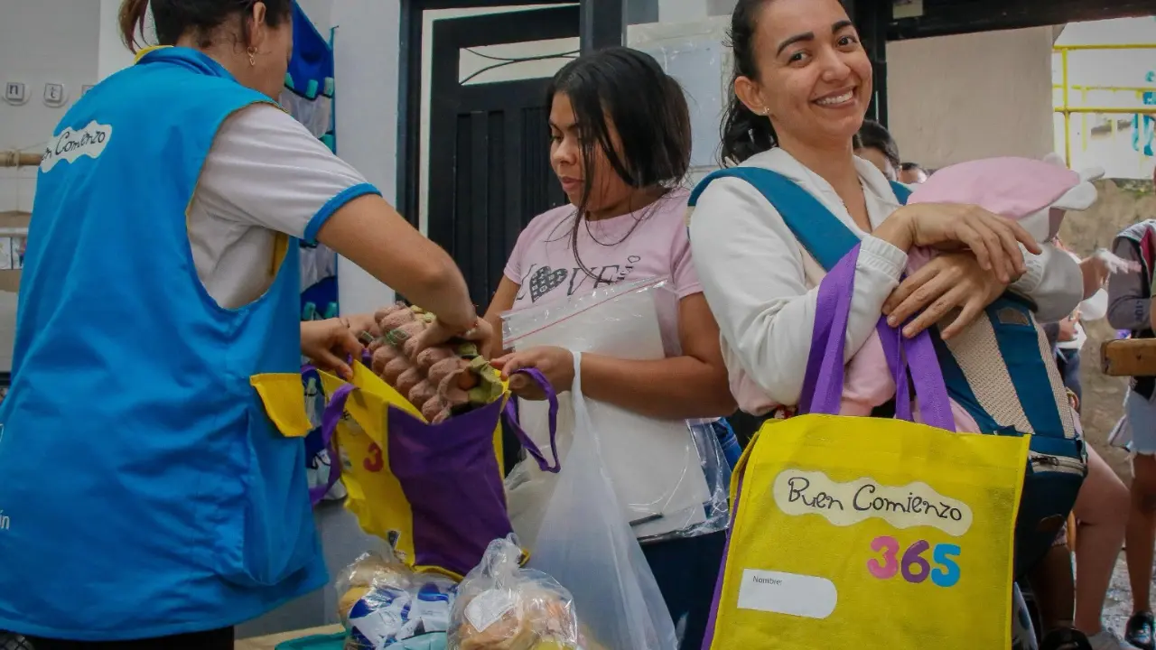 Buen Comienzo reduce la desnutrición infantil en Medellín