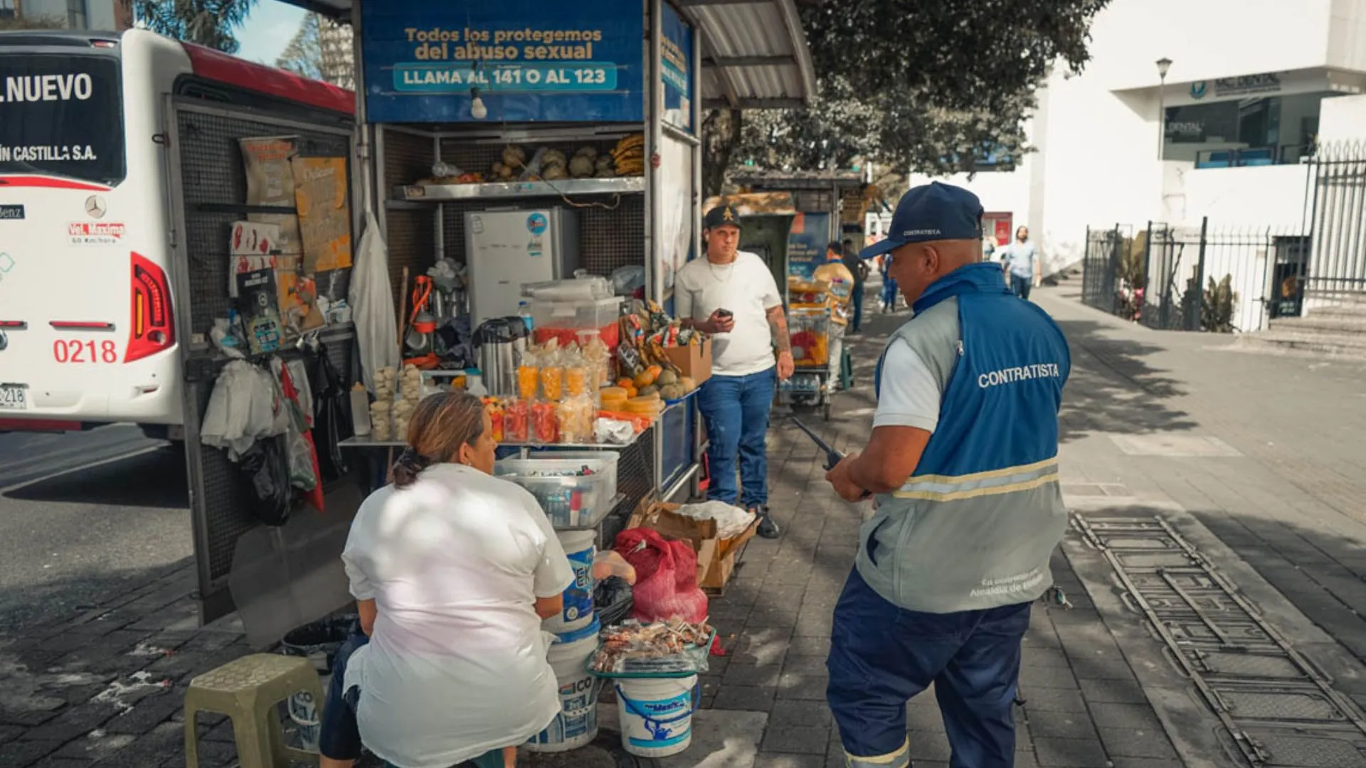El Centro de Medellín se transforma con limpieza masiva y retorno social de habitantes de calle