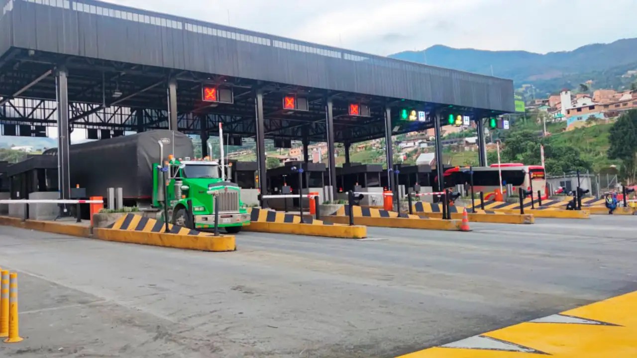 Peajes a cargo de la Gobernación de Antioquia ajustan tarifas y entran en vigor desde este 17 de enero