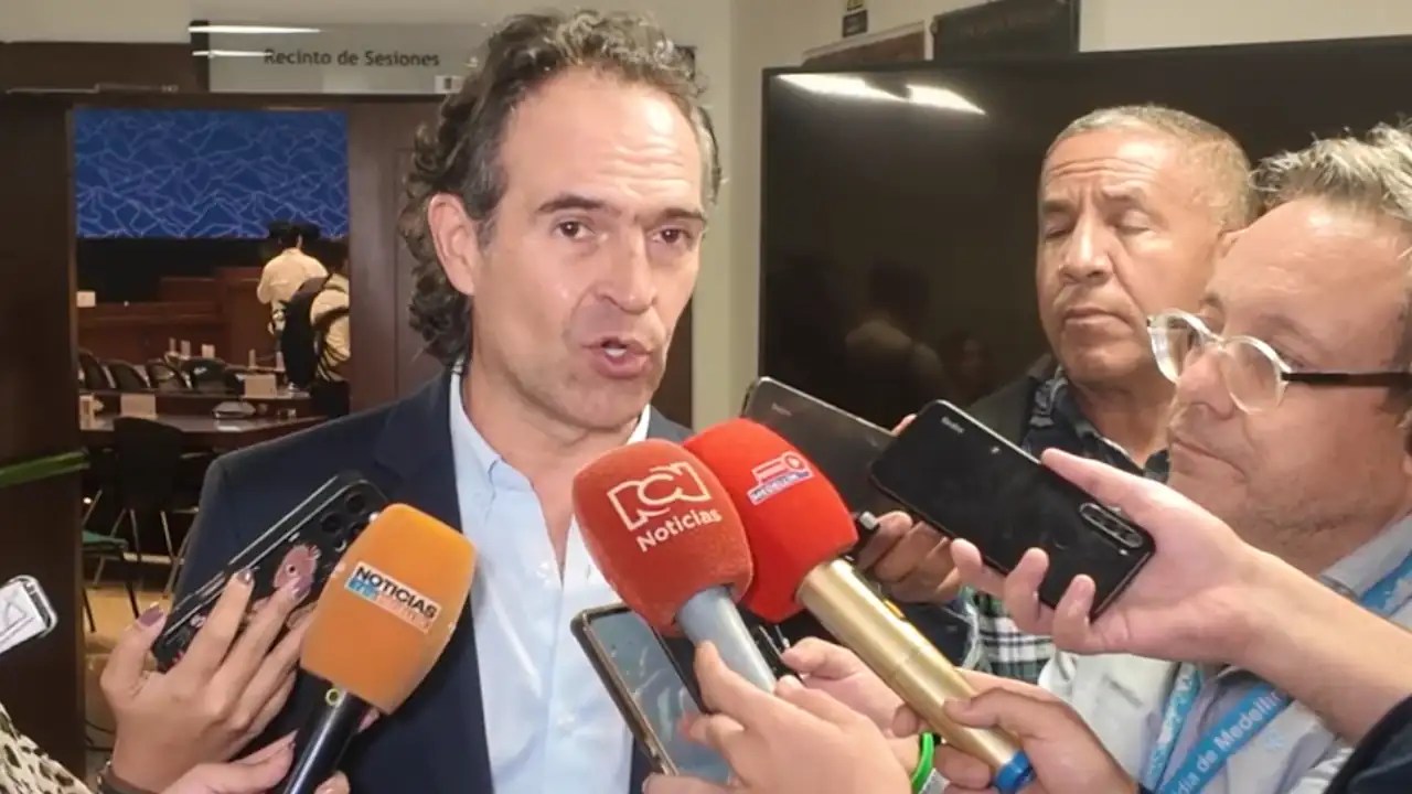 “Petro no actúa como presidente, sigue actuando como Guerrillero”, sostuvo Federico Gutiérrez