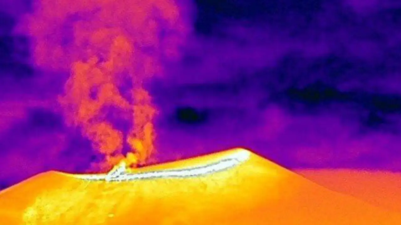 Volcán Puracé sigue en alerta Naranja tras flujo de lodo