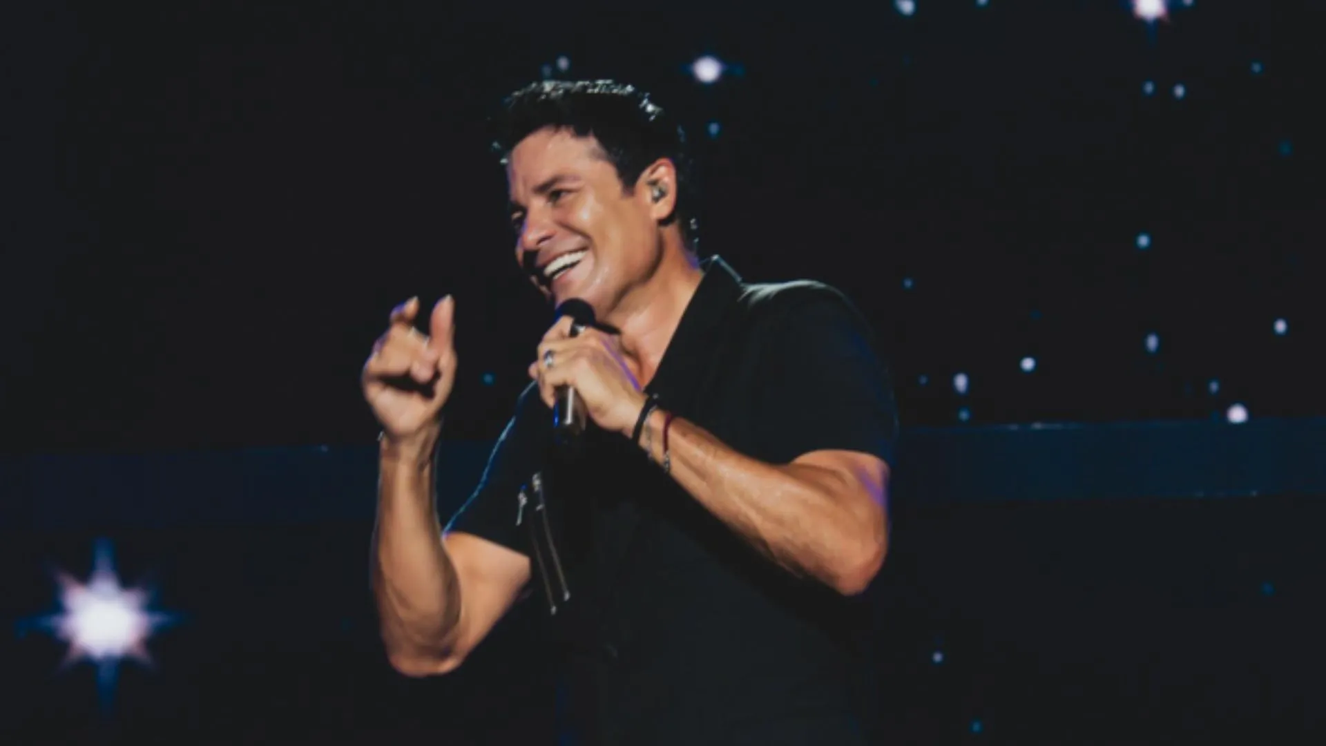 ¡Gesto inolvidable! Chayanne cumple el sueño de una fan con cáncer en una emotiva visita al hospital
