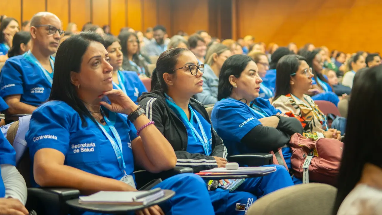 Capacitan profesionales en prevención de violencia sexual