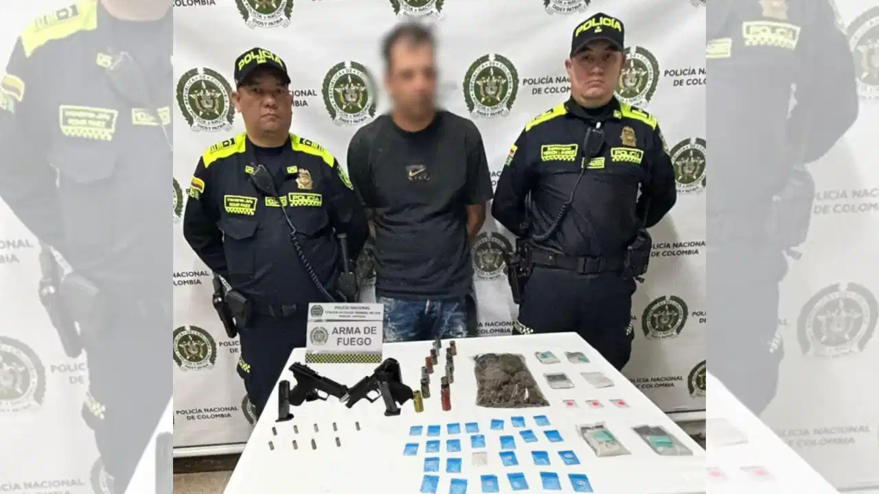 Capturado con pistolas y drogas en la Terminal del Sur
