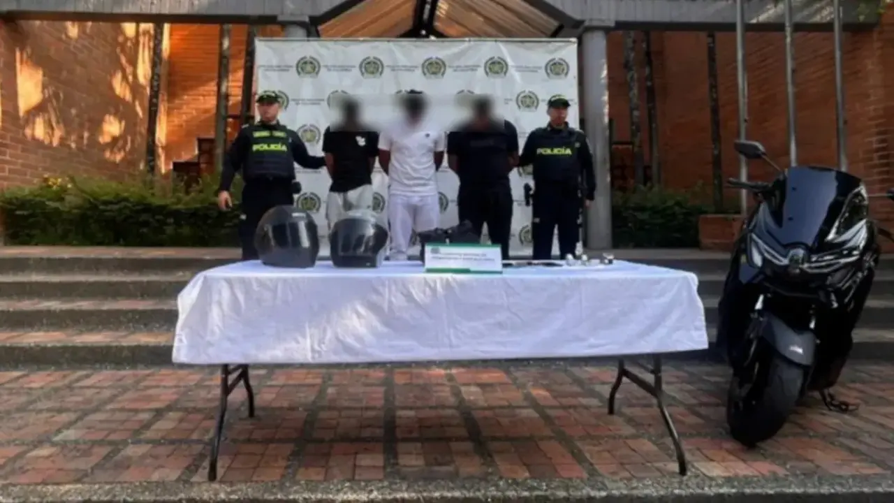 Cárcel para tres hombres señalados de atracar a turistas extranjeros en Medellín