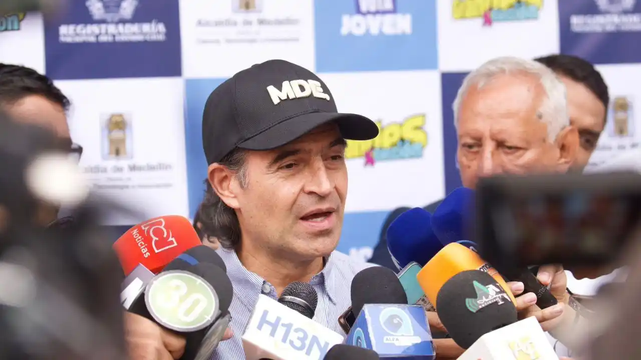 Fico Gutiérrez abre Asamblea de Asocapitales en Medellín