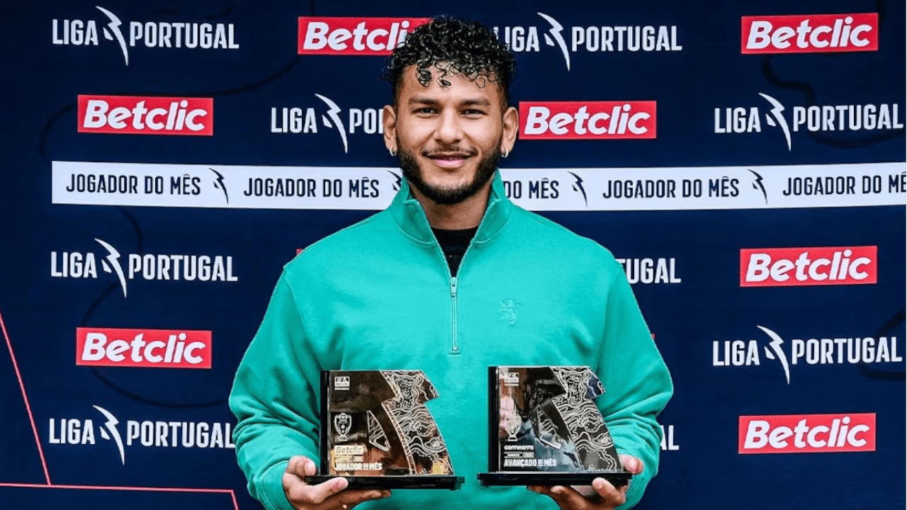 ‘La rompe’, Luis Suárez es el mejor jugador y delantero del mes en la liga de Portugal