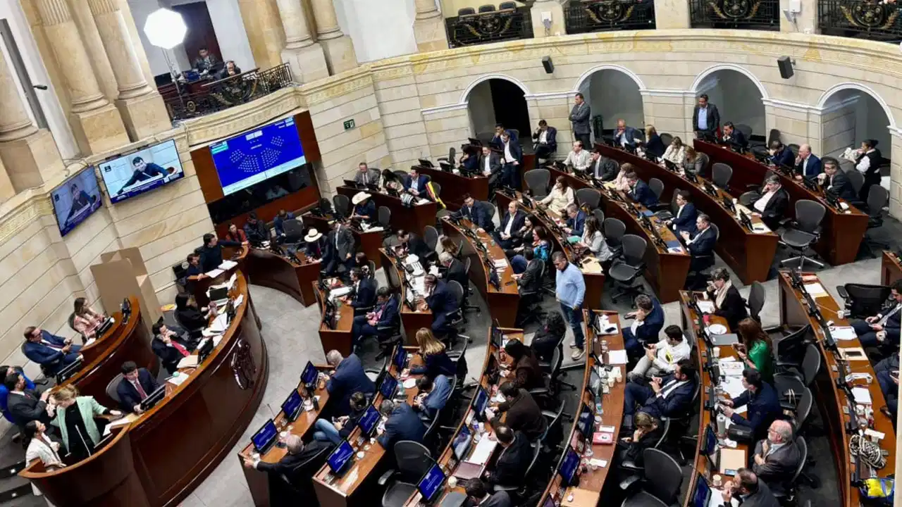 Emergencia económica recibe aval con límites