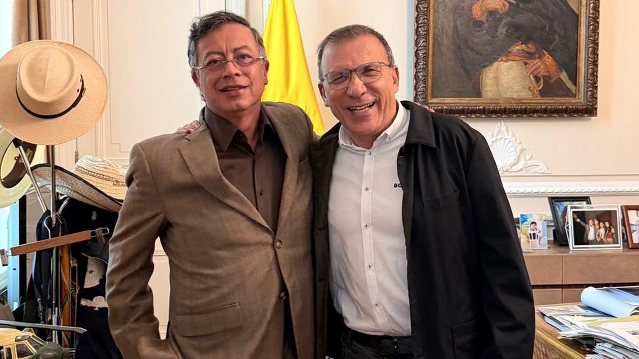 Una semana después de la reunión Roy Petro la exesposa de Barreras suspende al Presidente Lo planearon