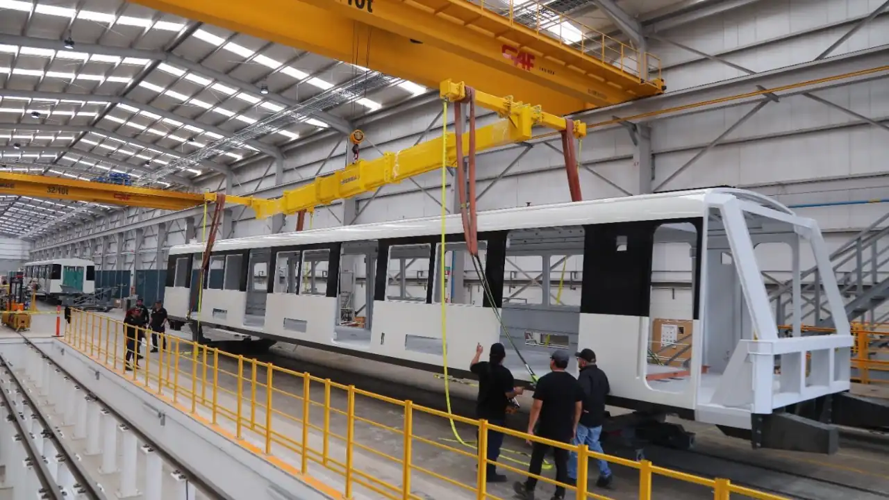 Fico anuncia con orgullo que ya viene el primer tren de la nueva flota para el Metro de Medellín