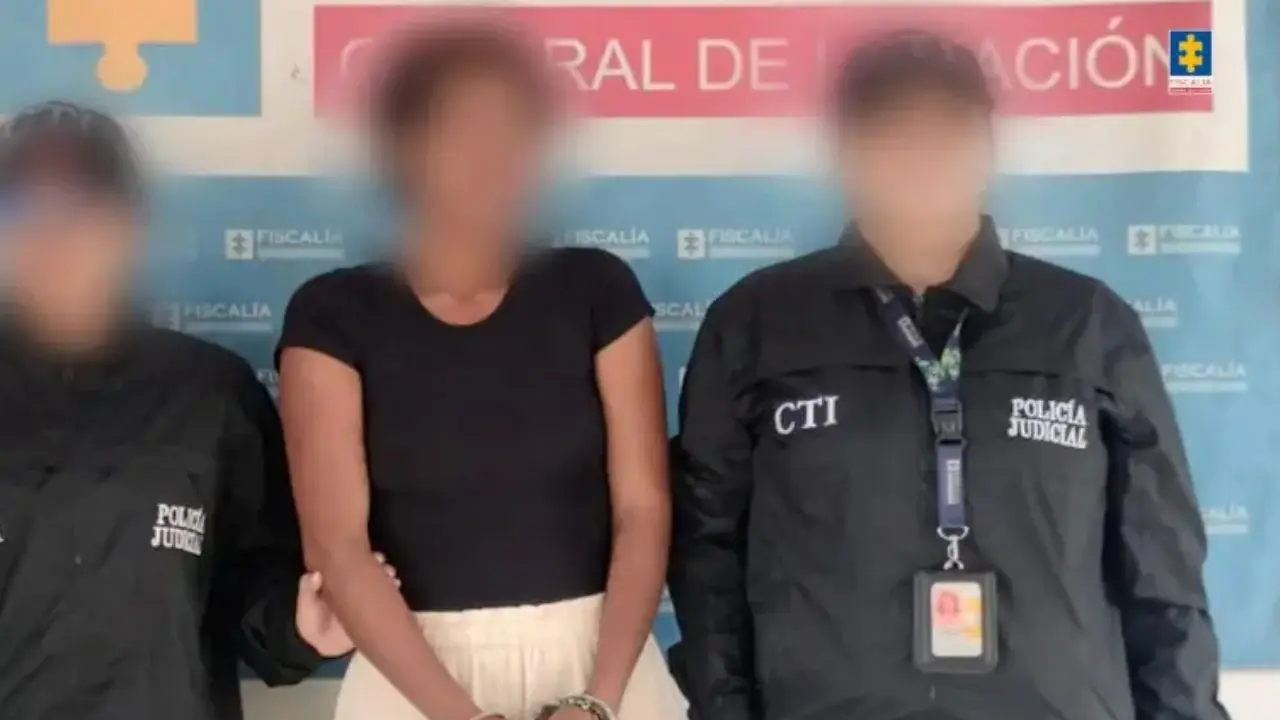 Cárcel a mujer investigada por muerte de su hijo de 5 años