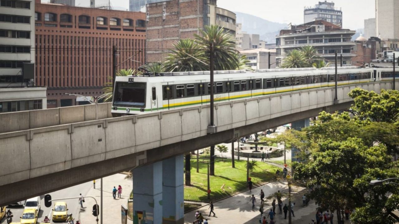 El Metro de Medellín restablece el servicio en las líneas A y B , metrocables siguen sin operar